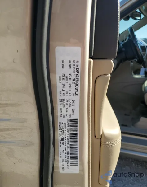 2014 Jeep Grand Cherokee Overland z USA, uszkodzony, nr VIN 1C4RJFCT9EC147999